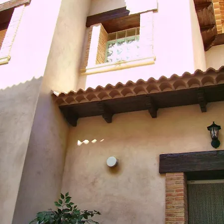 La Lumbre Country house Enguidanos
